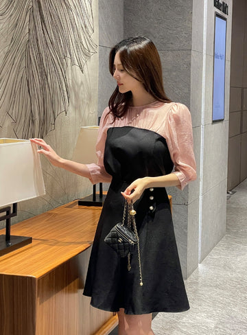 Niaki see-through color matching three quarter length blouse